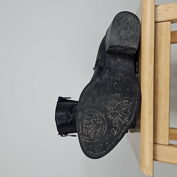 Beast Fashion Black Zipper Booties Size 8 - Picture 7 of 7